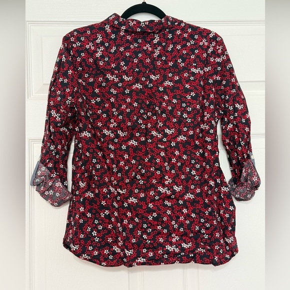 Tommy Hilfiger Red Floral Quarter Zip Top Roll Tab Sleeve Women’s size Medium - Picture 3 of 4